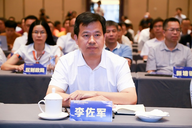 国务院发展研究中心资源与环境政策研究所副所长-2.jpg